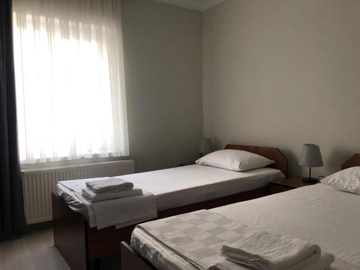 Oezdemir Otel バルケスィル エクステリア 写真